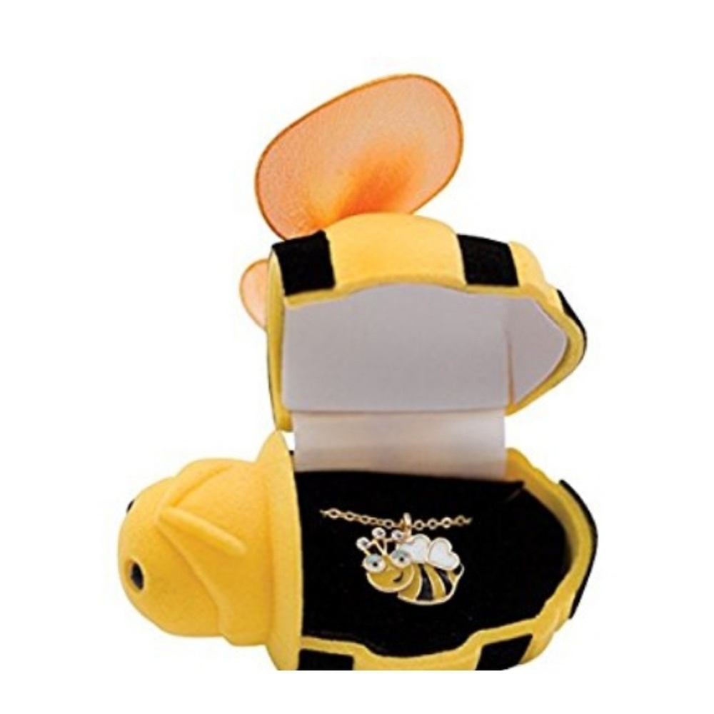 🐝 Bee pendant free gift🐝